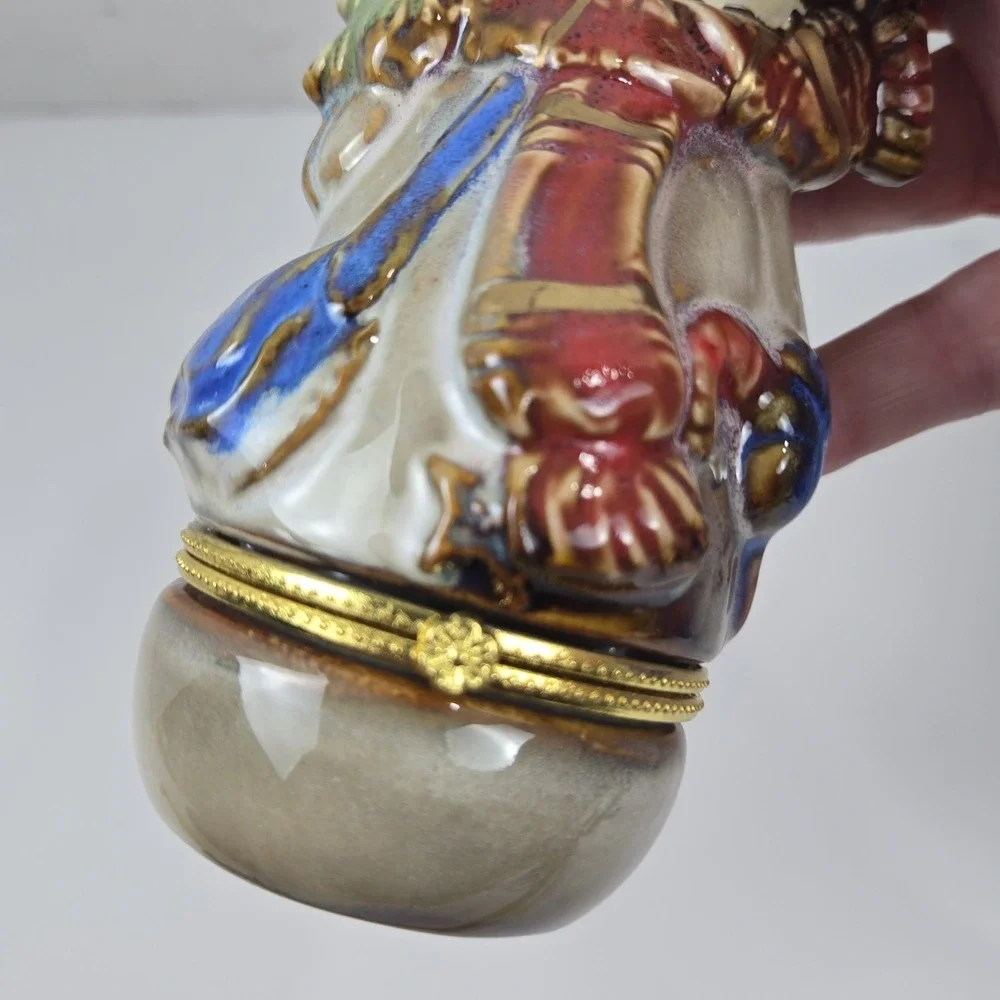 VTG Porcelain Hand Painted Snowman Hinged Trinket Box w Gold Tone Clasp 5